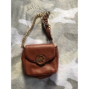 Crossbody purse